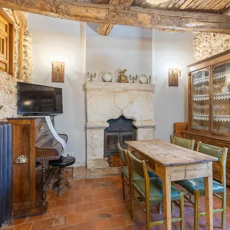 Casa rural La Botica De *