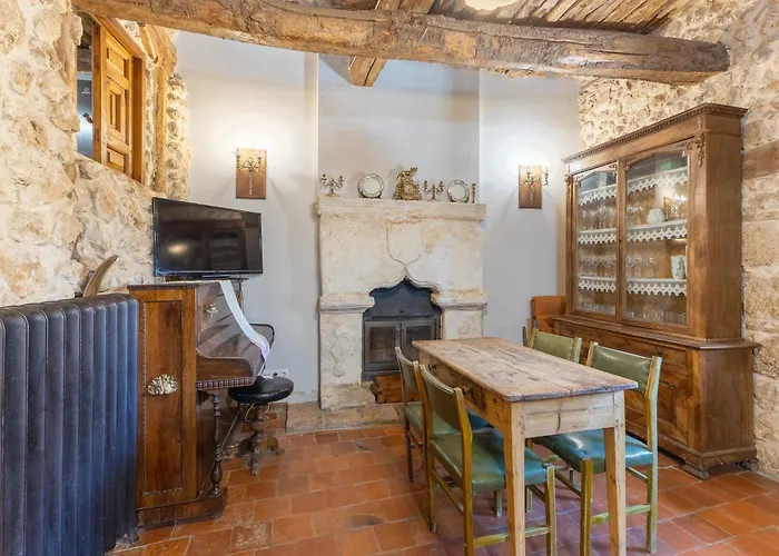 La Botica De * Maderuelo